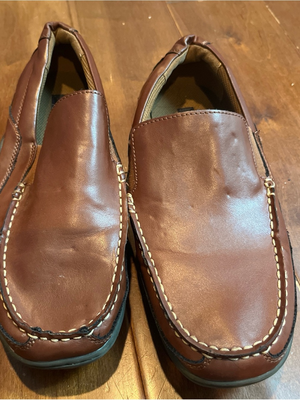 Tommy Hilfiger Chestnut Brown Leather Slip-On Moccasin Loafers